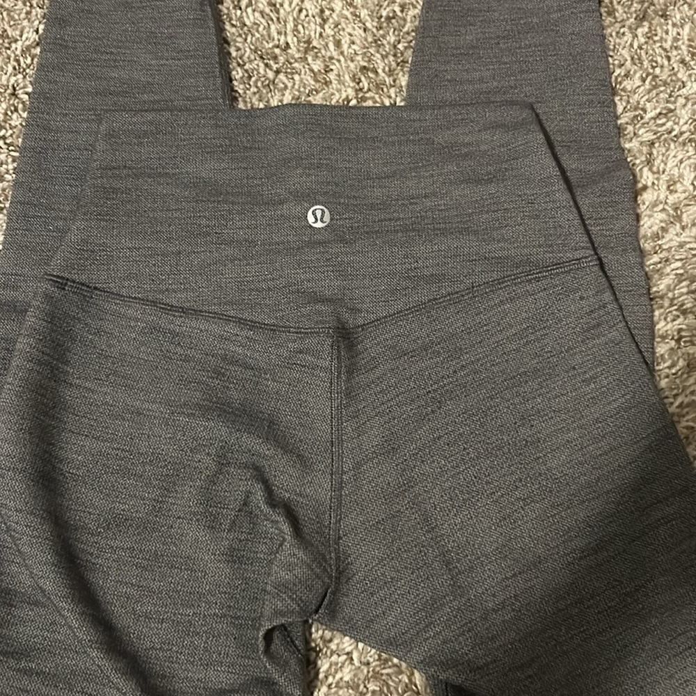 Grey lululemon leggings
